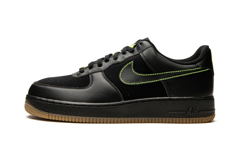 Air Force 1 '07 "Black/ Volt"