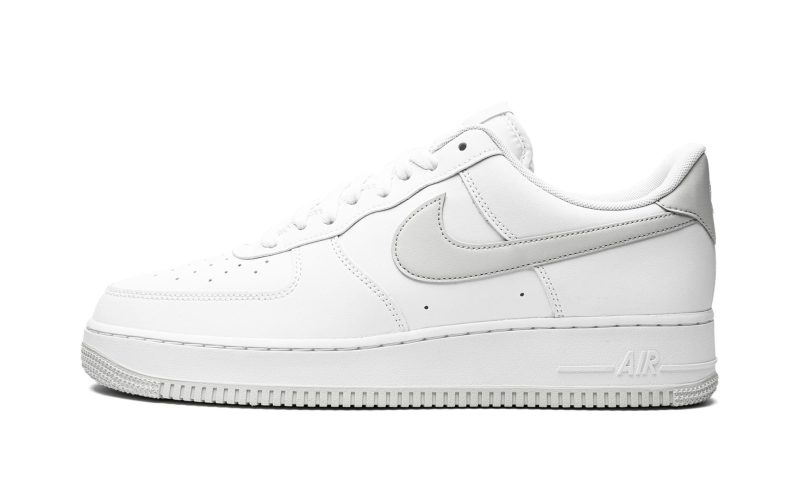 Air Force 1 '07 "Pure Platinum"