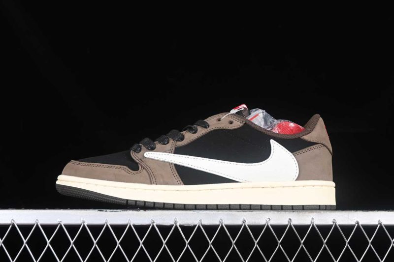 Air Jordan 1 Retro Low OG SP Travis Scott Mocha 1.jpg