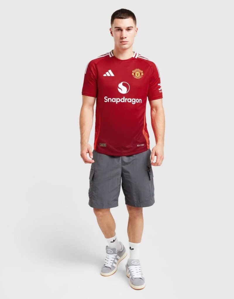 Manchester United FC 2024 25 Home Match Shirt 1.jpg