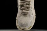 Runner 'White' 4