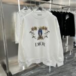 dr sweatshirt n5nis.jpg