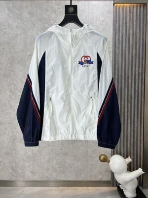 gc jacket eq0br.jpg