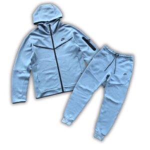 tech fleece tracksuit qqpey.jpg