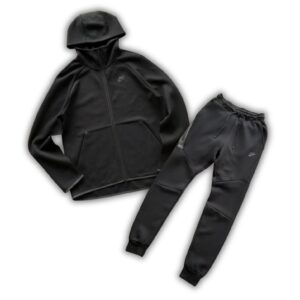 tech fleece tracksuit v2e7j.jpg