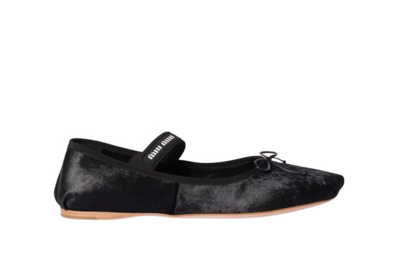 Velvet ballerinas black