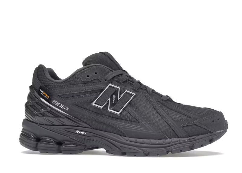 New Balance 1906R Cordura Magnet.jpg