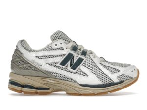 New Balance 1906R White Green Cream.jpg
