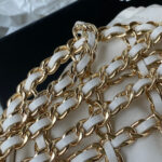 chanel 2022 cruise ap2685 clutch bag white 04 luxibags.ru .jpg