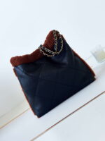 chanel 22 as3260 small handbag black calfskin wiht brown wool gold 003 luxibags.ru .jpg