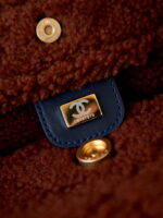 chanel 22 as3260 small handbag black calfskin wiht brown wool gold 006 luxibags.ru .jpg