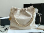 Wholesale replica highest quality luxury handbags, clothing, shoes, jewelry, etc. in cheaper price! Up to 70% discount now. Quality Guarantee!