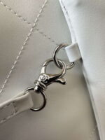 chanel 22 as3260 small handbag shiny calfskin white symphony hardware 005 luxibags.ru .jpg