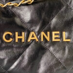 chanel 22 handbag as3261 shiny calfskin gold tone metal black logo gold 04 luxibags.ru .jpg