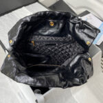 chanel 22 handbag as3261 shiny calfskin gold tone metal black logo gold 05 luxibags.ru .jpg
