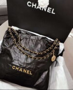 chanel 22 handbag as3261 wrinkled calfskin leather black gold 001 luxibags.ru .jpg
