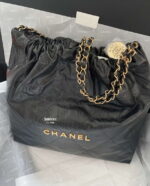 chanel 22 handbag as3261 wrinkled calfskin leather black gold 005 luxibags.ru .jpg