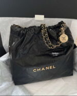 chanel 22 handbag as3261 wrinkled calfskin leather black gold 006 luxibags.ru .jpg