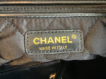 chanel 22 handbag as3262 shiny calfskin gold tone metal black 08 luxibags.ru .jpg