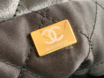 chanel 22 handbag as3262 shiny calfskin gold tone metal black 09 luxibags.ru .jpg