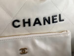 chanel 22 handbag as3262 shiny calfskin lacquered metal white logo black 03 luxibags.ru .jpg