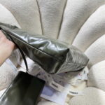 chanel 22 handbag shiny calfskin as3261 dark green 003 luxibags.ru .jpg