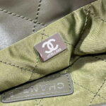 chanel 22 handbag shiny calfskin as3261 dark green 008 luxibags.ru .jpg