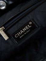 chanel 22 handbag shiny calfskin gold as3261 black with black logo 008 luxibags.ru .jpg