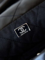 chanel 22 handbag shiny calfskin gold as3261 black with black logo 009 luxibags.ru .jpg