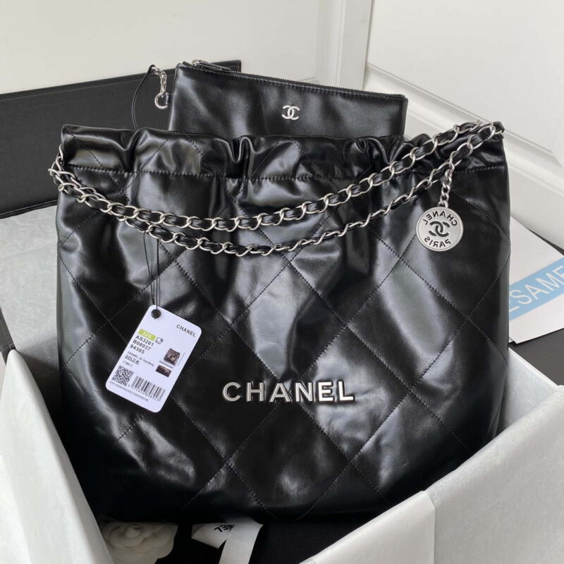 chanel 22 handbag shiny calfskin gold as3261 black with silver logo 001 luxibags.ru .jpg