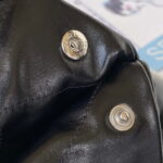 chanel 22 handbag shiny calfskin gold as3261 black with silver logo 007 luxibags.ru .jpg
