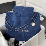 chanel 22 handbag slive tone metal canvas as3260 blue denim 001 luxibags.ru .jpg