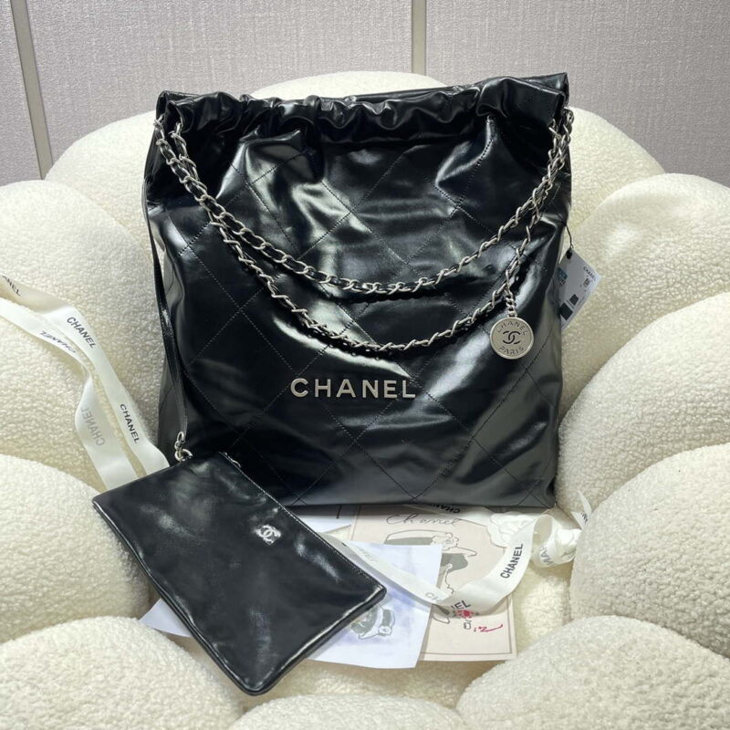 chanel 22 large handbag shiny calfskin as3262 black with silver logo 001 luxibags.ru .jpg