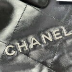 chanel 22 large handbag shiny calfskin as3262 black with silver logo 005 luxibags.ru .jpg