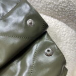 chanel 22 large handbag shiny calfskin as3262 dark green 009 luxibags.ru .jpg