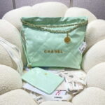 chanel 22 large handbag shiny calfskin as3262 mint green 004 luxibags.ru .jpg