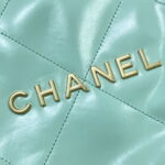 chanel 22 large handbag shiny calfskin as3262 mint green 008 luxibags.ru .jpg