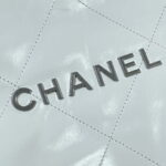 chanel 22 large handbag shiny calfskin as3262 white with silver logo 005 luxibags.ru .jpg