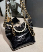 chanel 22 mini handbag shiny calfskin as3260 pearl chain black with gold 002 luxibags.ru .jpg