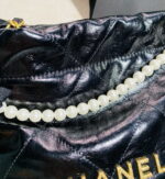 chanel 22 mini handbag shiny calfskin as3260 pearl chain black with gold 008 luxibags.ru .jpg
