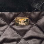 chanel 22 small handbag as3260 memorial calfskin leather black gold 009 luxibags.ru .jpg