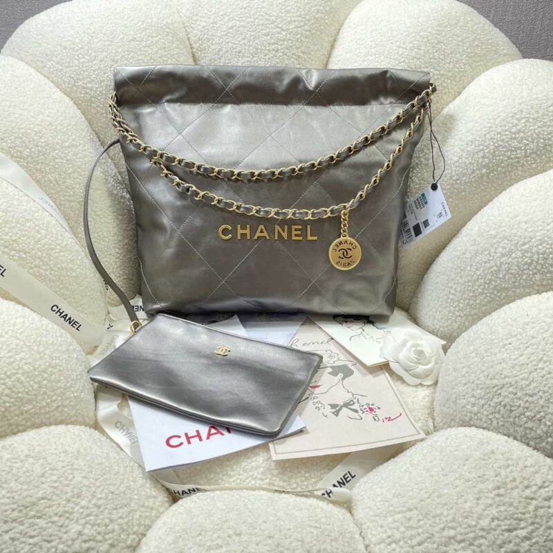 chanel 22 small handbag shiny calfskin as3260 gray silver 001 luxibags.ru .jpg