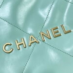 chanel 22 small handbag shiny calfskin as3260 mint green 005 luxibags.ru .jpg