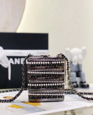 chanel 22k evening bag with pearls black and silver 001 luxibags.ru .jpg