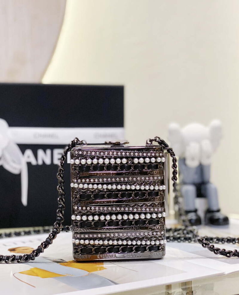 chanel 22k evening bag with pearls black and silver 001 luxibags.ru .jpg