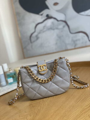 chanel 3475 small hobo handbag lambskin gold tone metal 019 luxibags.ru .jpg