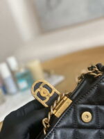 chanel 3475 small hobo handbag lambskin gold tone metal 041 luxibags.ru .jpg