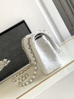 chanel a01112 flap classic handbag tweed beads gold tone metal white 002 luxibags.ru .jpg