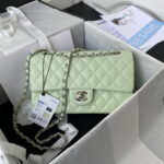 chanel a01112 flap handbag classic bag lambskin light 001 luxibags.ru .jpg
