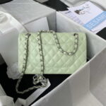 chanel a01112 flap handbag classic bag lambskin light 002 luxibags.ru .jpg